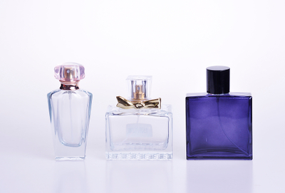  Custom Fashion Shaped Glass Perfume Bottle in set 