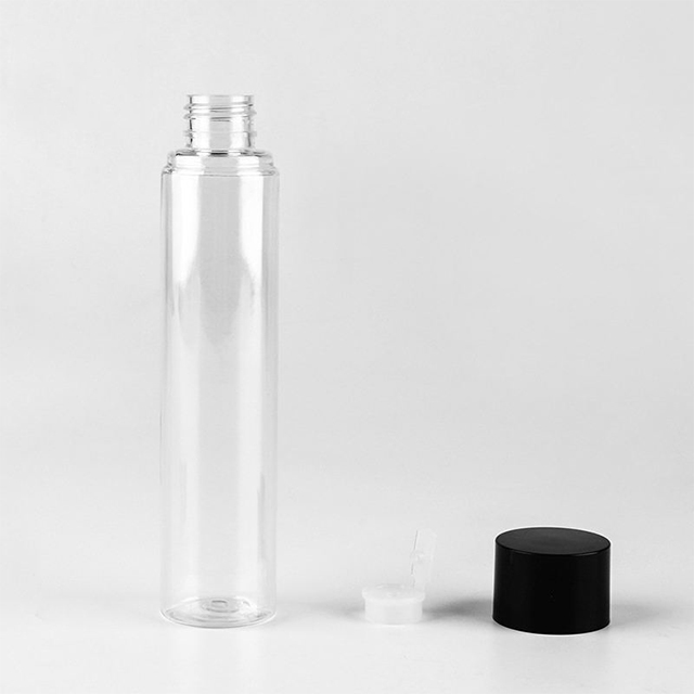 Transparent Glass Voss Bottle With Screw Cap