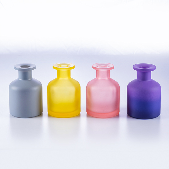 150ml Spray Color Matte Paint Pot Bellies Bayonet Glass Aromatherapy Bottle